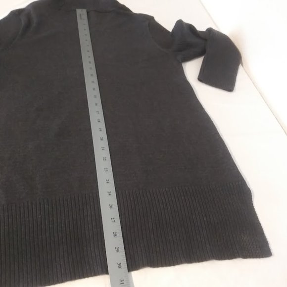 Vision 155 women's size M dark gray long sleeve sweater - Picture 10 of 15